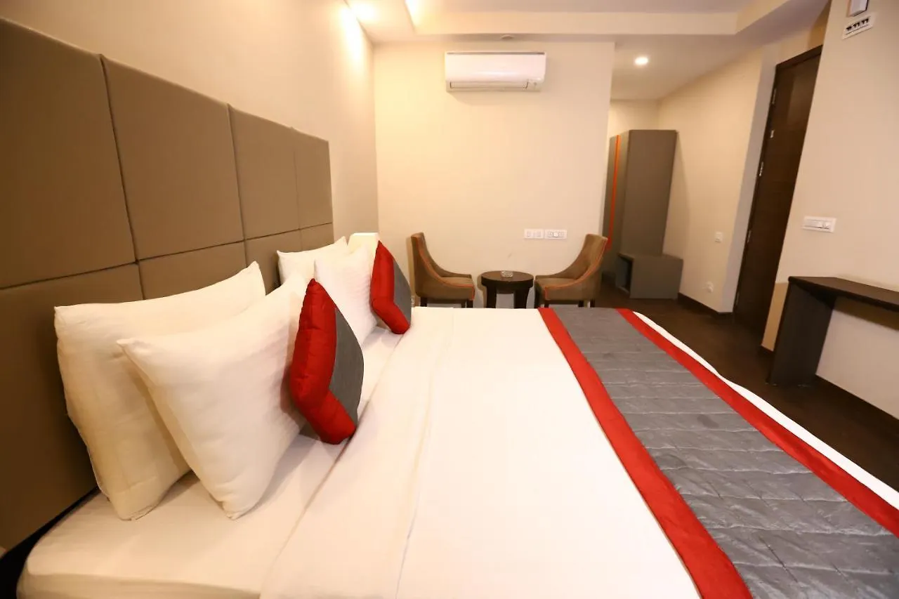 ***  Hotel Azulo Inn Bhikaji Cama Place Delhi - Couple Friendly Local Ids Accepted New Delhi India